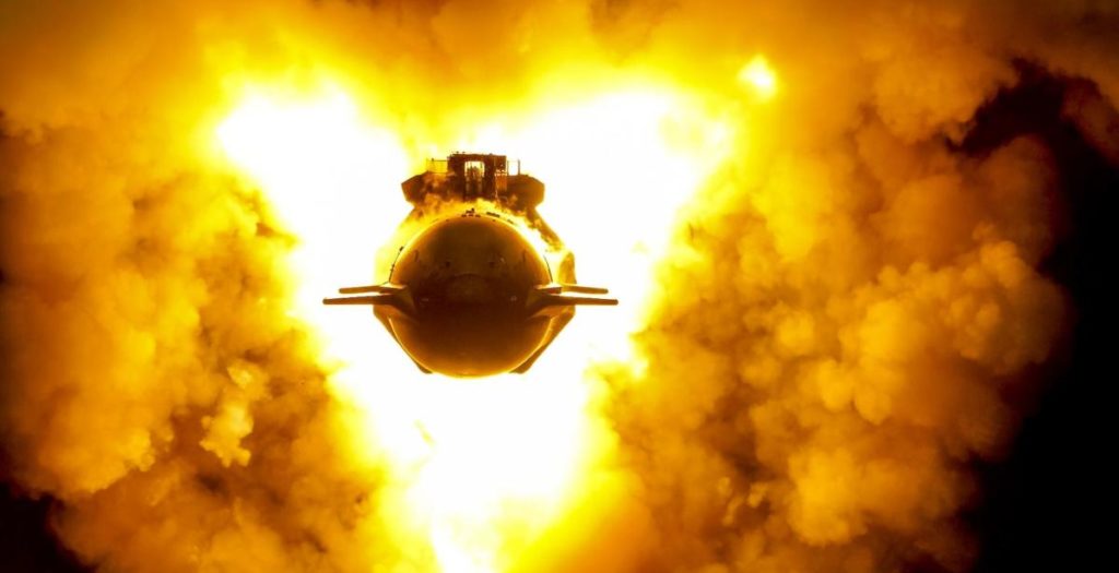 SpaceX Fires Up Starship Engine